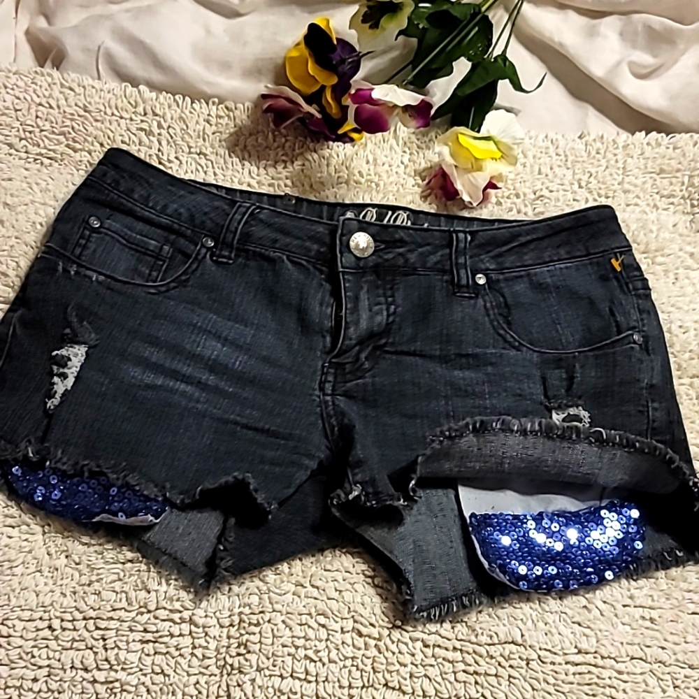 Y2K low waisted Micro Short SEQUIN pocket detail low waisted vintage retro cut